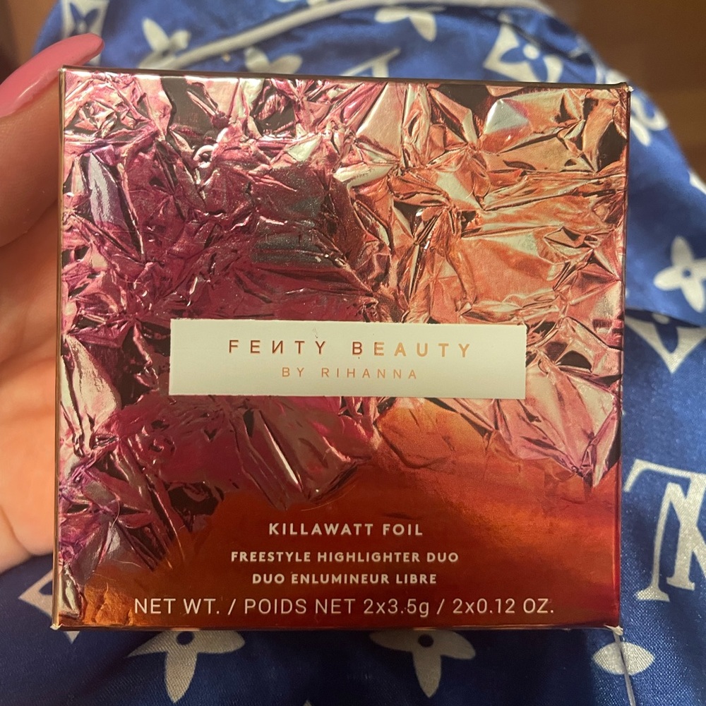 New FENTY BEAUTY highlighter duo